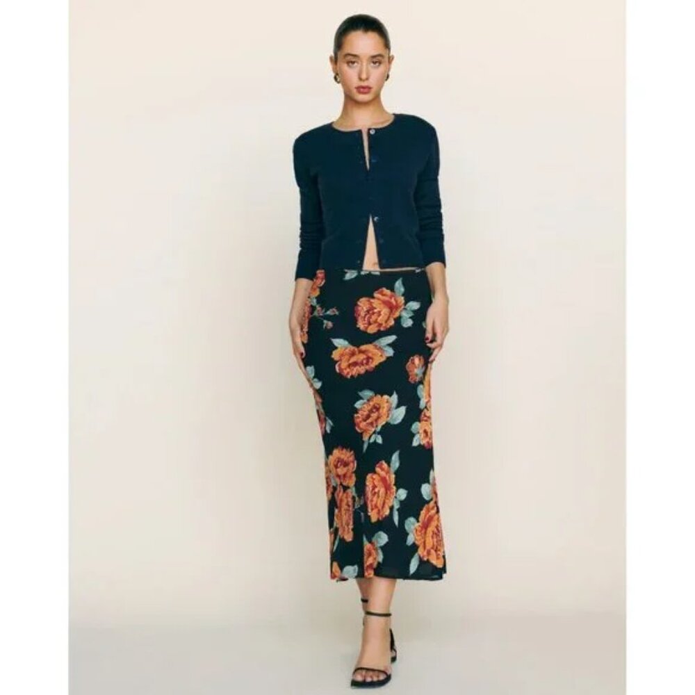 NEW Reformation Layla Skirt in Consuelo Black Floral Midi Size 6 #1629 - Picture 2 of 8